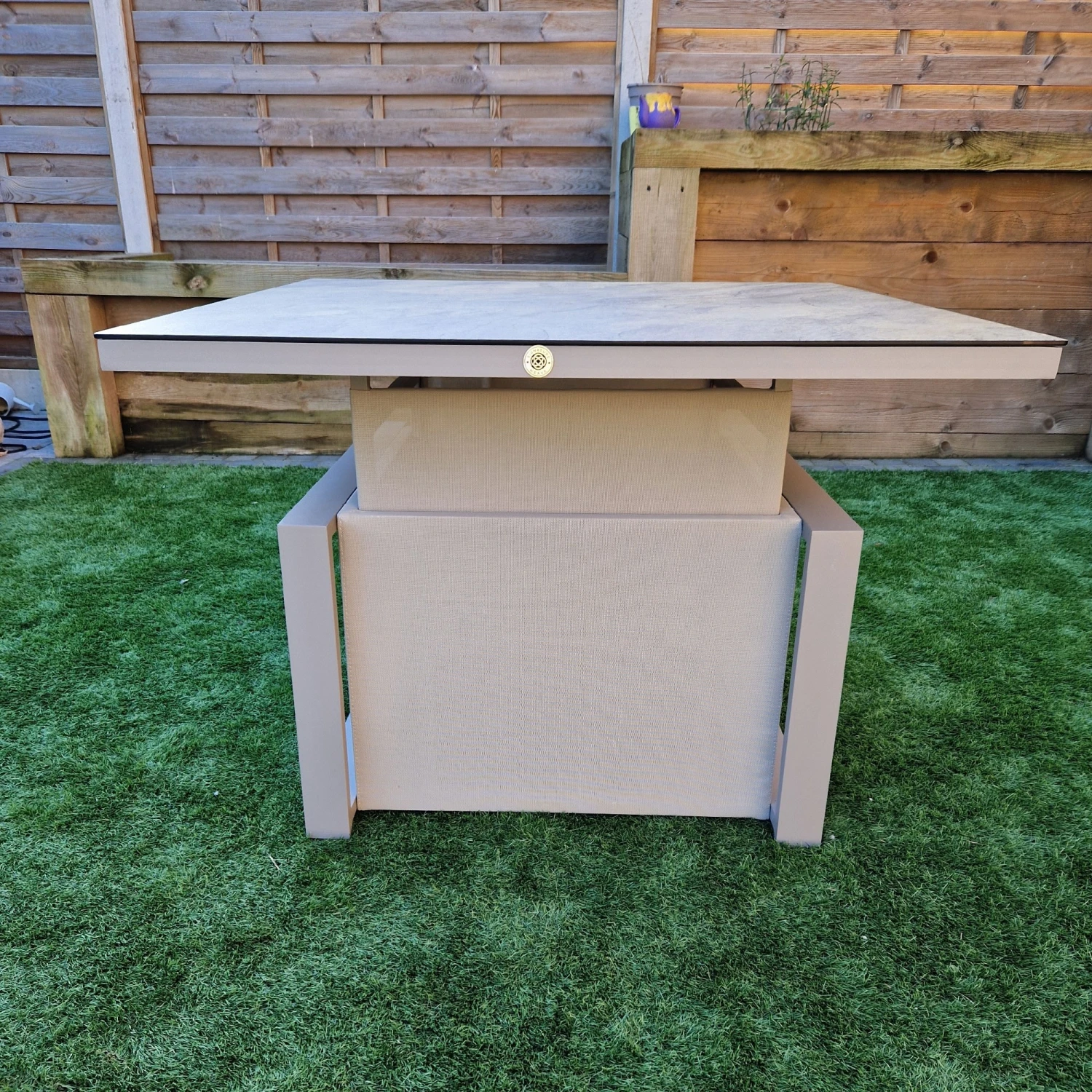 Madrid Nature Lift Table With Textilene Side 6 Madrid Nature Lift Table With Textilene Side - Image 6